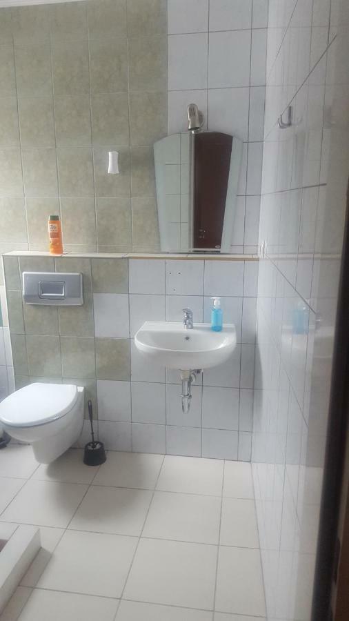 Guest House - Μπατάκ Εξωτερικό φωτογραφία